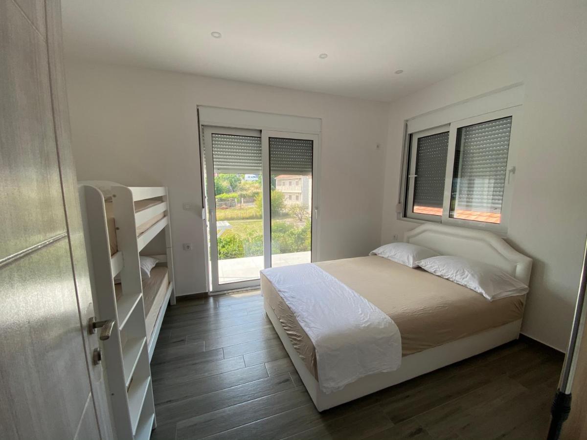 Gjoni Apartments Ülgün Dış mekan fotoğraf