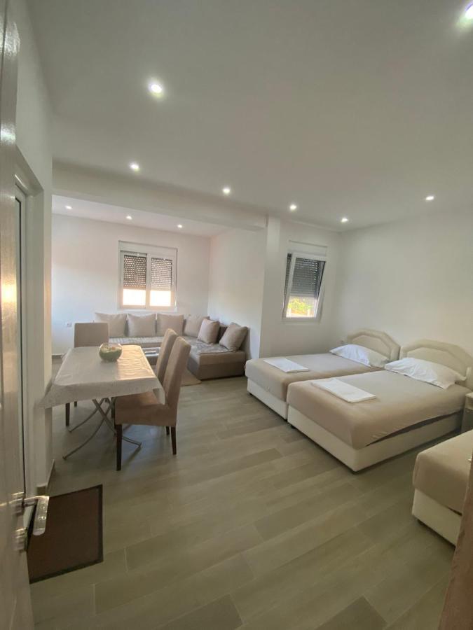 Gjoni Apartments Ülgün Oda fotoğraf