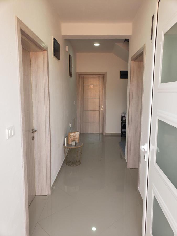 Gjoni Apartments Ülgün Dış mekan fotoğraf