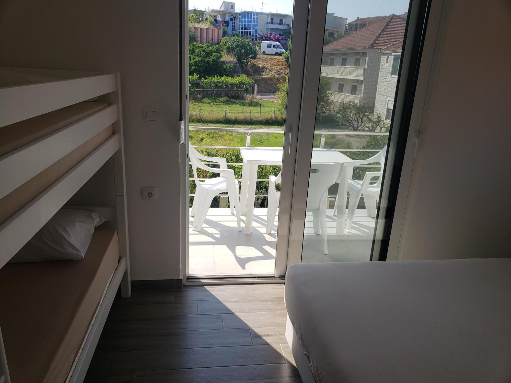 Gjoni Apartments Ülgün Oda fotoğraf